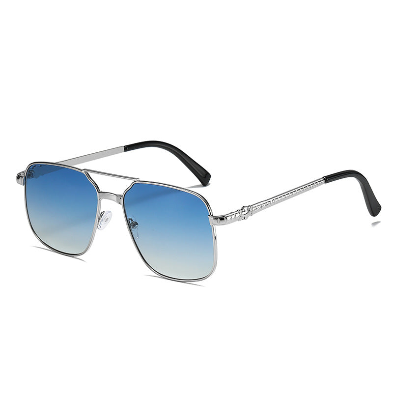 Sonnenbrille mit eckigem Rahmen aus Metall