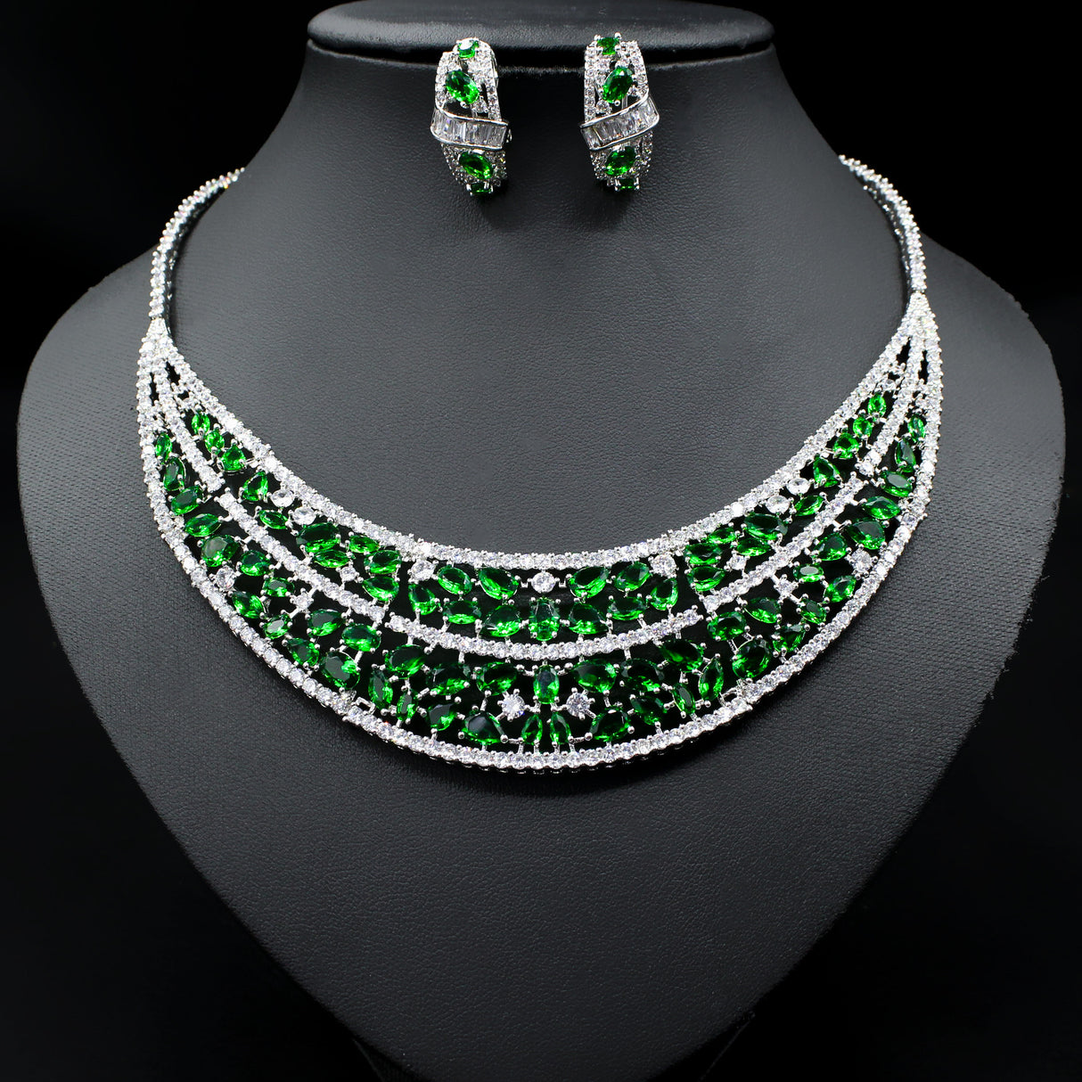 Oversized Bridal Emerald Earrings Necklace Set - Dazpy