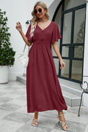 Vestido largo de talle alto con cuello en V y manga corta