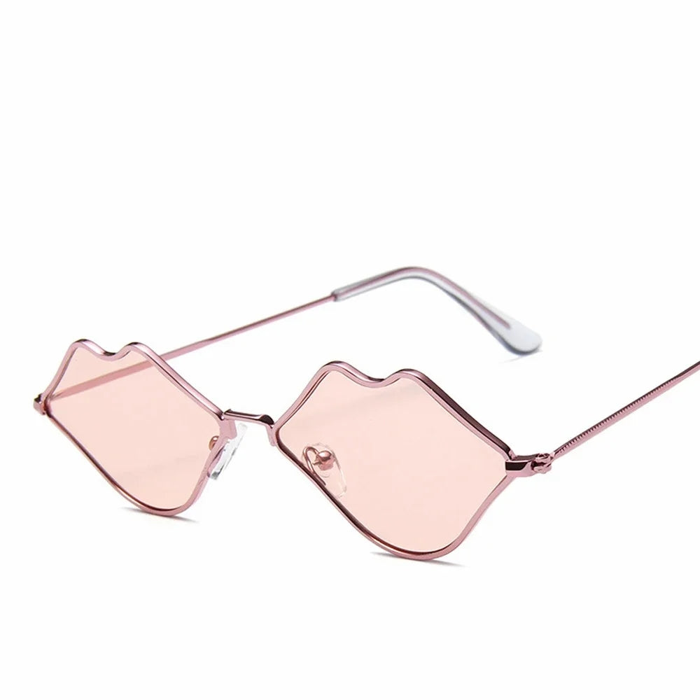 Schicke Cat-Eye-Sonnenbrille mit roten Lippen für Damen