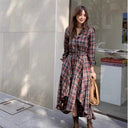 Vestido camisero asimétrico de cuadros de manga larga
