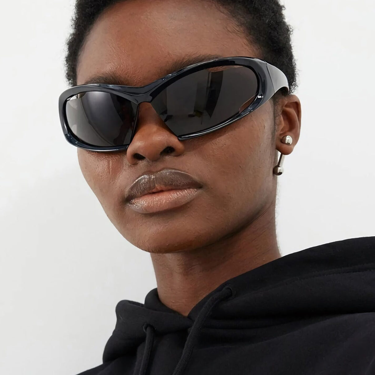 Dynamic Y2K Punk Sunglasses