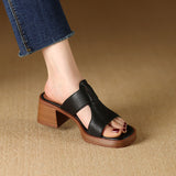 Peep-Toe-Sandalen aus Leder mit hohem Absatz