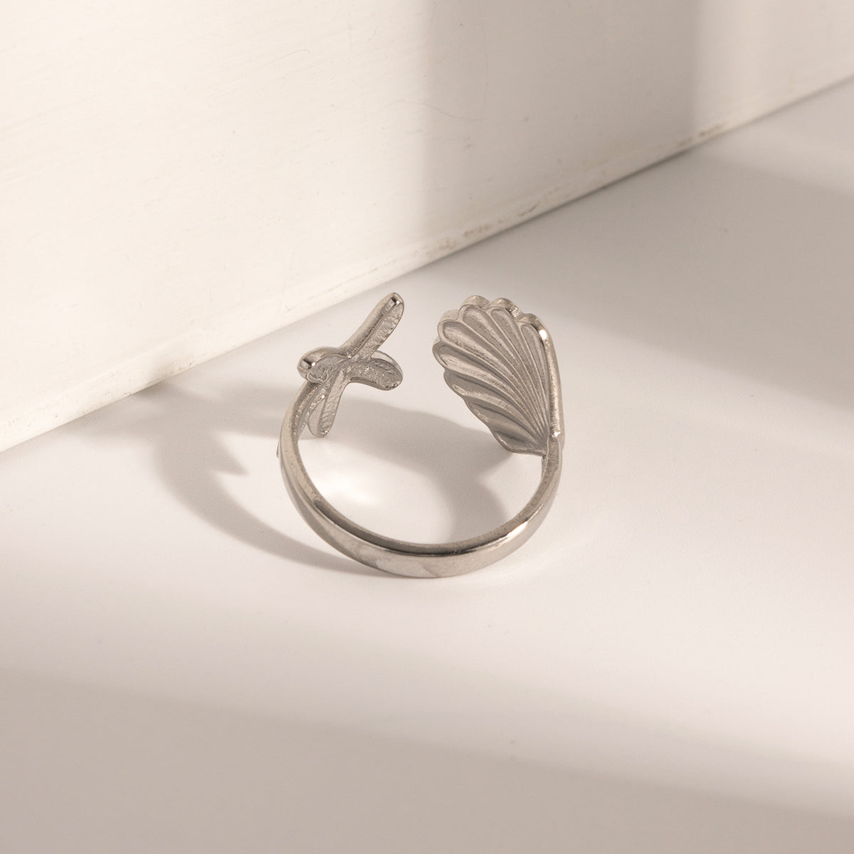 Adjustable Stainless Steel Bohemian Beach Ring with Starfish and Shell Accents