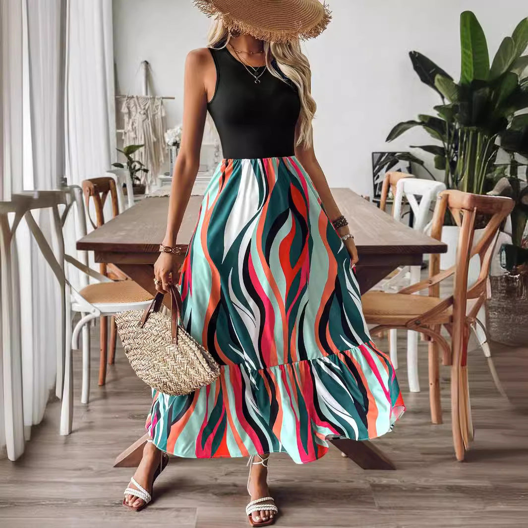 Vestido de mujer con estampado de ondas y costuras