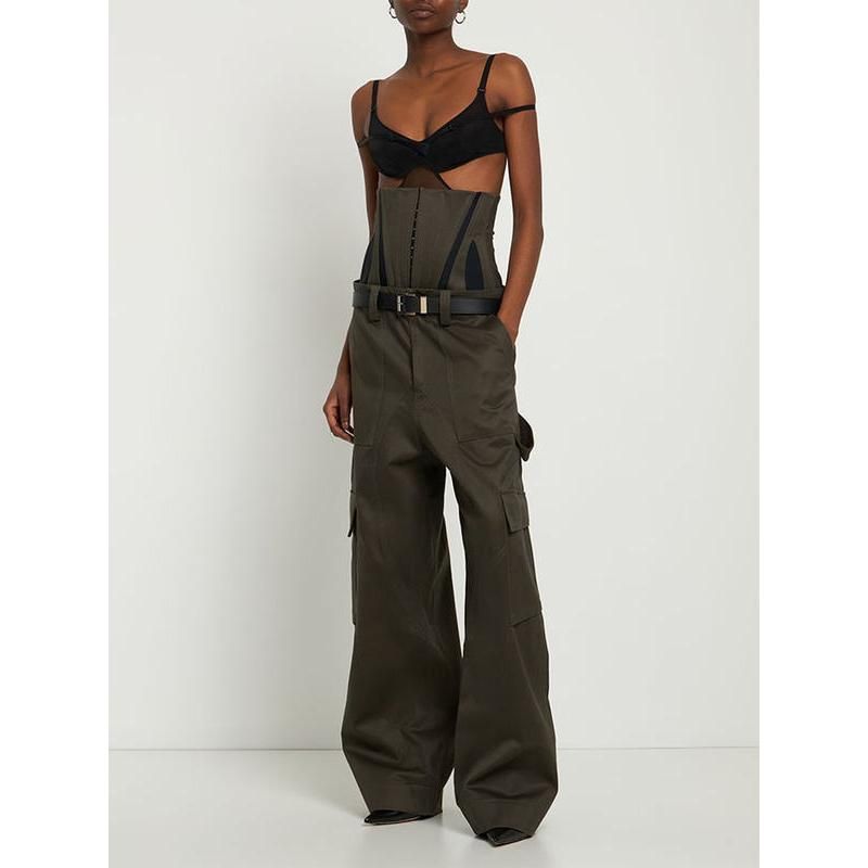 Slim-Fit Contrasting Cargo Pants with Removable Girdle