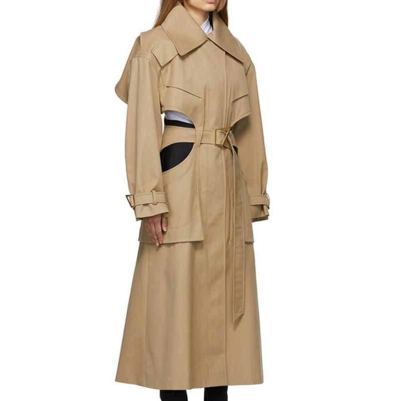 Trenchcoat mit hoher Taille und Aussparungen