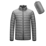 Abrigo ligero con capucha para hombre, chaqueta cálida de invierno de color sólido con cremallera, ropa de abrigo portátil de moda, ropa superior