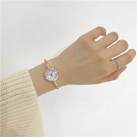 Women's Simple Fashion Bracelet Waterproof Watch - Dazpy