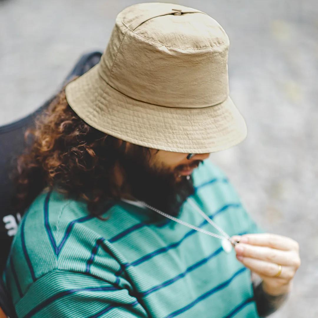 Outdoor-Bucket-Hut mit doppeltem Verwendungszweck