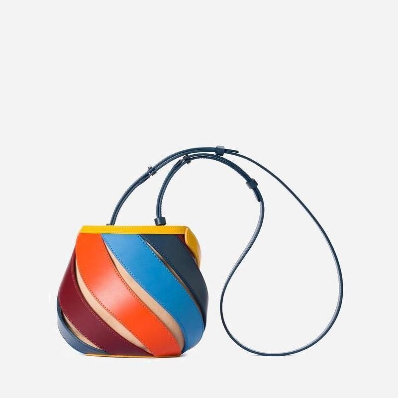 Bolso tipo cubo de cuero PU a rayas de colores