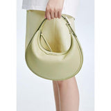 Bolso bandolera Chic Crescent de piel, suave y elegante