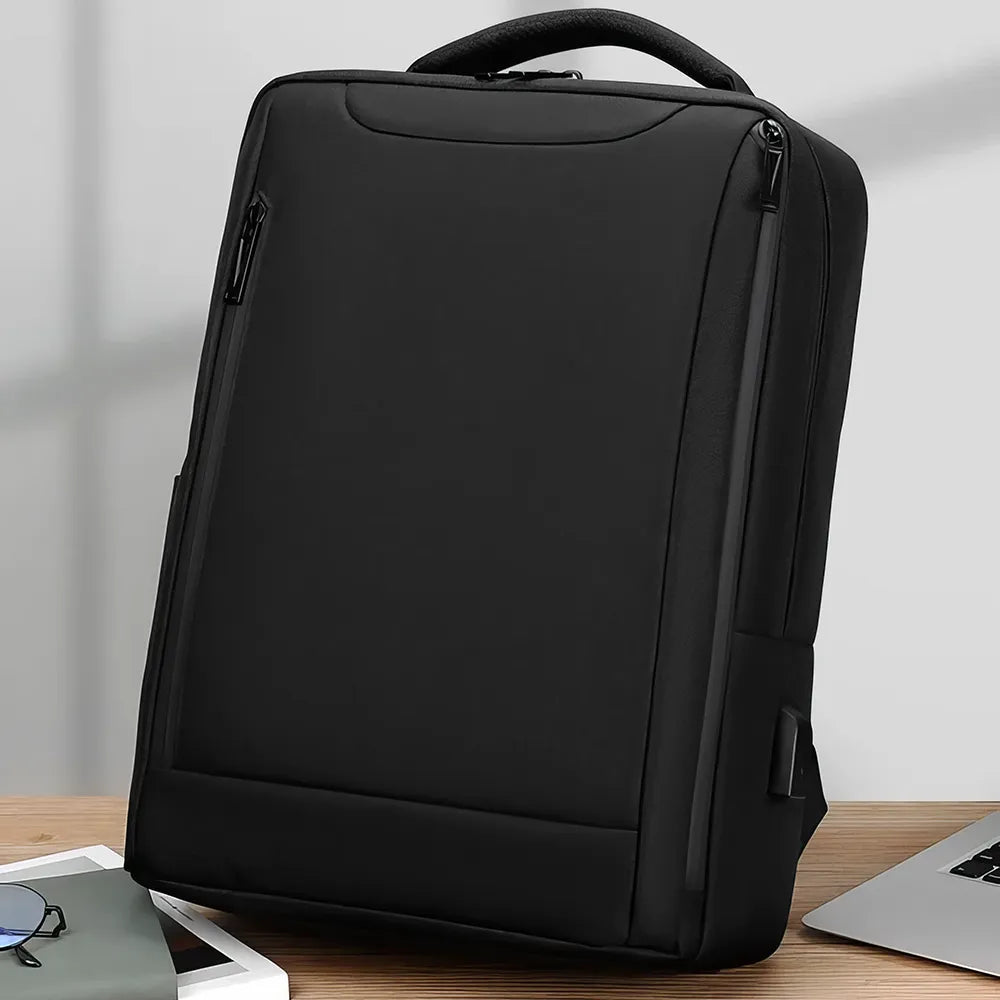 Diebstahlsicherer, wasserdichter Laptop-Rucksack mit USB-Aufladung