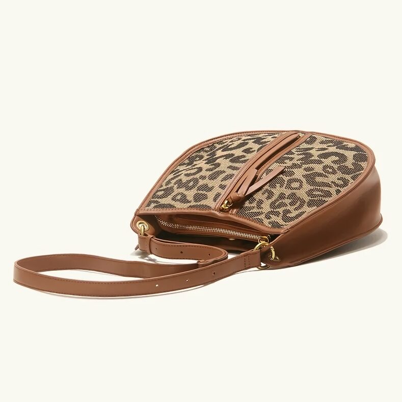 Bolso de hombro tipo sillín de leopardo