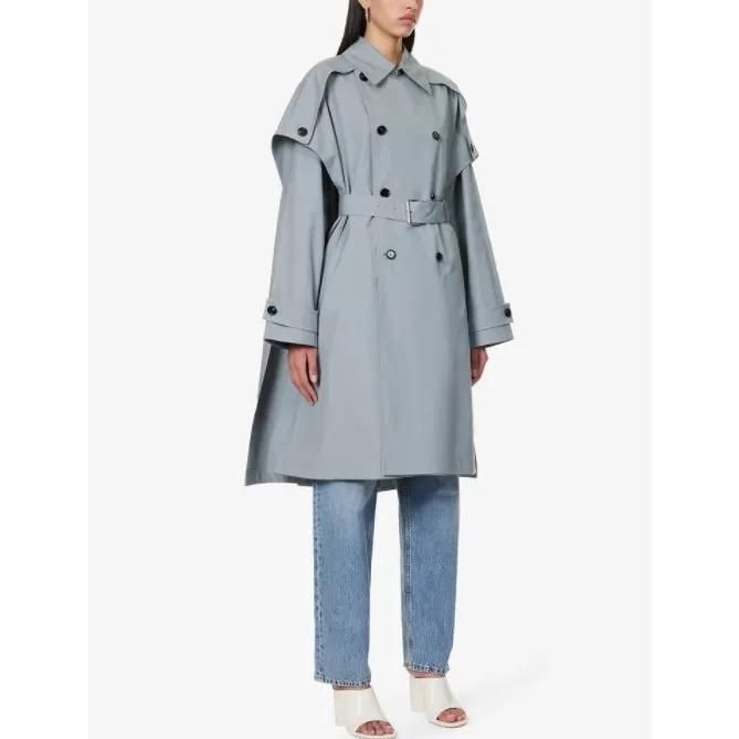 Graublauer Trenchcoat mit Fledermausärmeln und zweireihigem Design