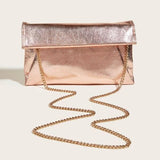 Luxuriöse Metallic-Clutch, Umhängetasche und Schultertasche mit Kette