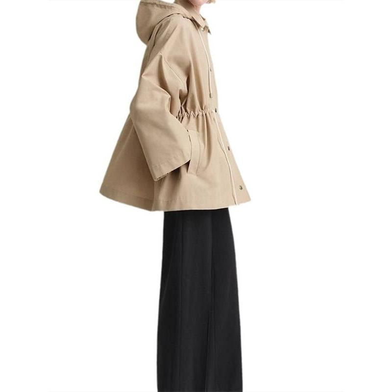 Gabardina elegante con capucha