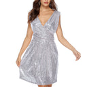Vestido midi de corte en A con cuello en V y lentejuelas para mujer