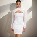Vestido ajustado de malla con aberturas y manga larga