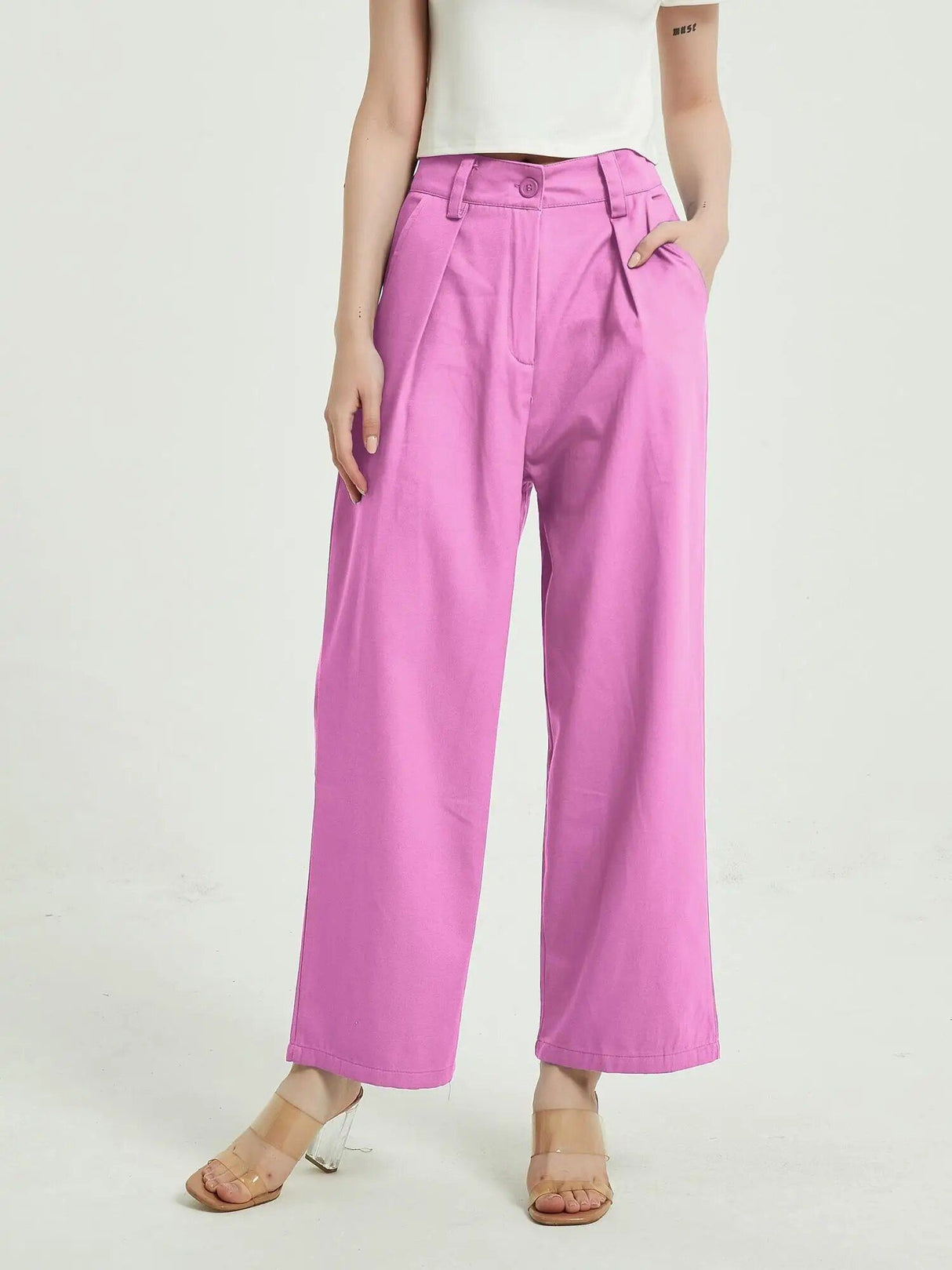 Pantalones estilo vintage con pierna ancha y cintura alta