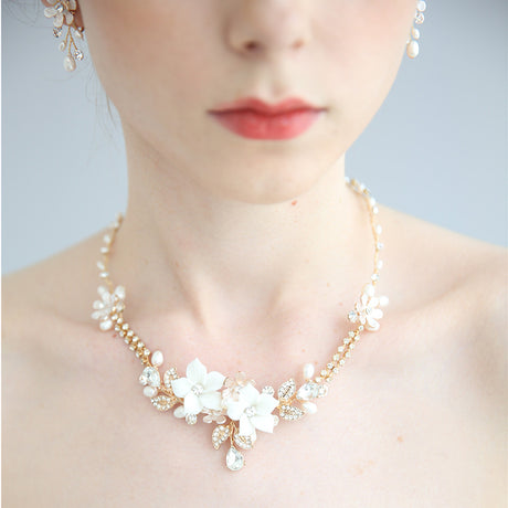 Bridal Necklace Exquisite Ceramic Flower Wedding Dress - Dazpy