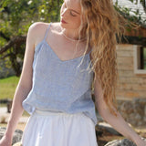 Top camisero de lino a rayas de verano con tirantes ajustables