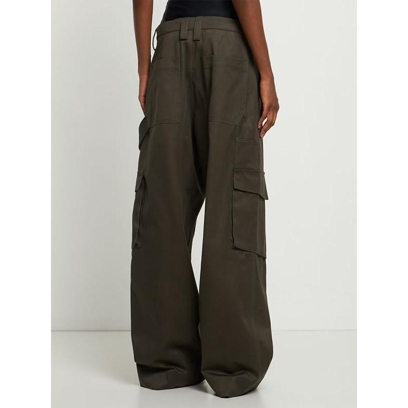 Slim-Fit Contrasting Cargo Pants with Removable Girdle