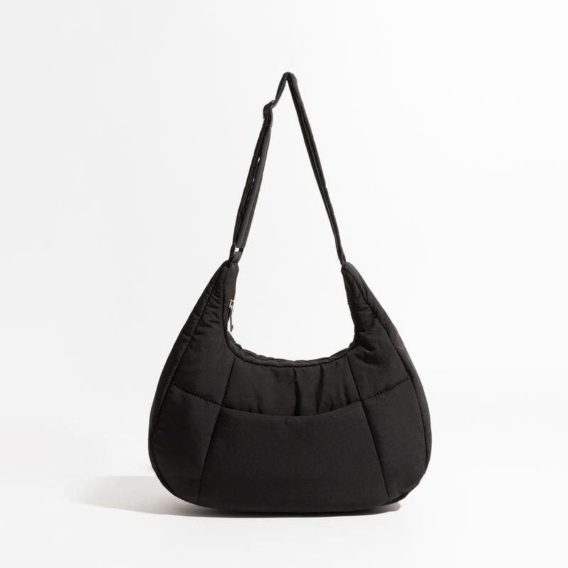 Bolso de hombro acolchado con forma de media luna elegante