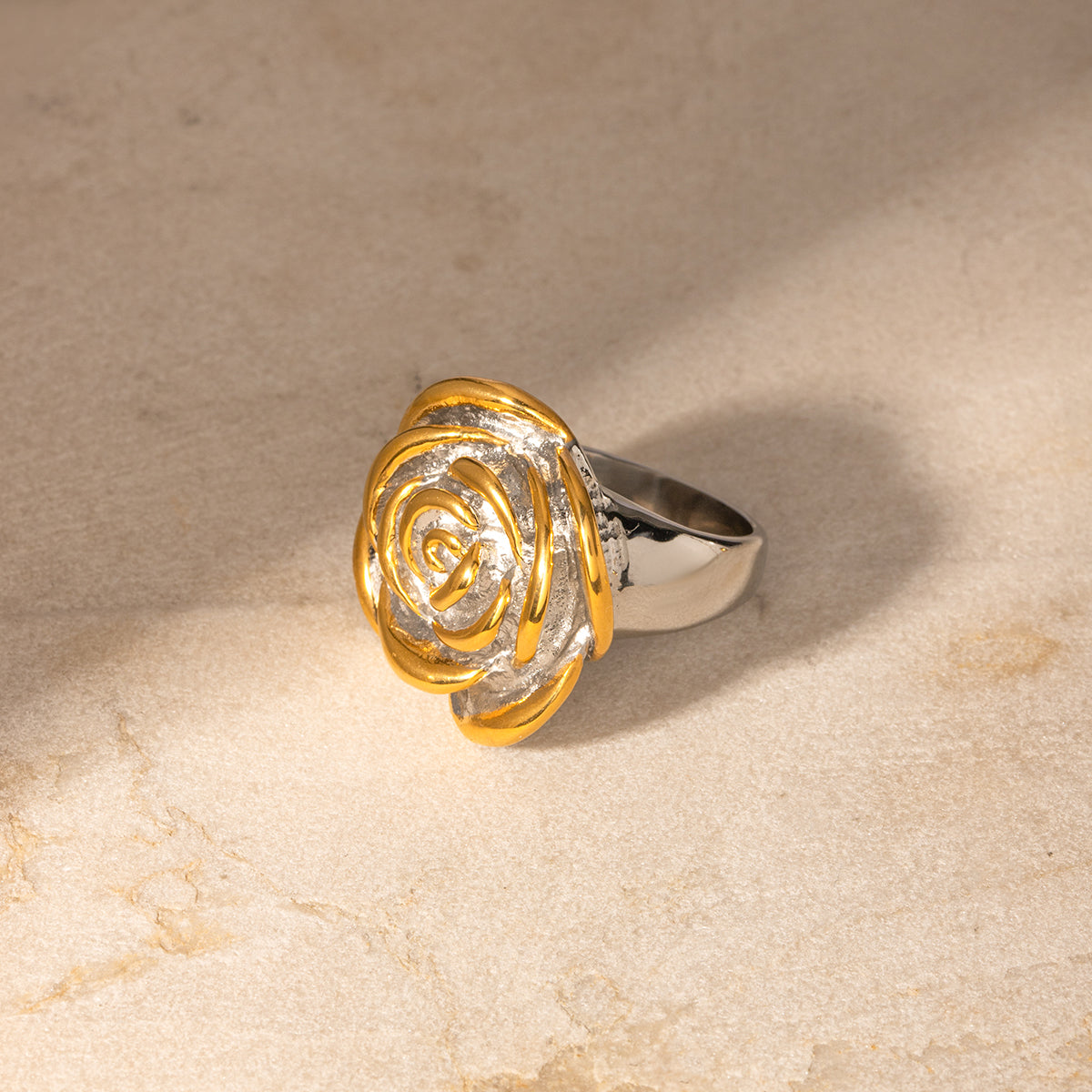 Stainless Steel 18K Gold Plated Geometric Flower Ring