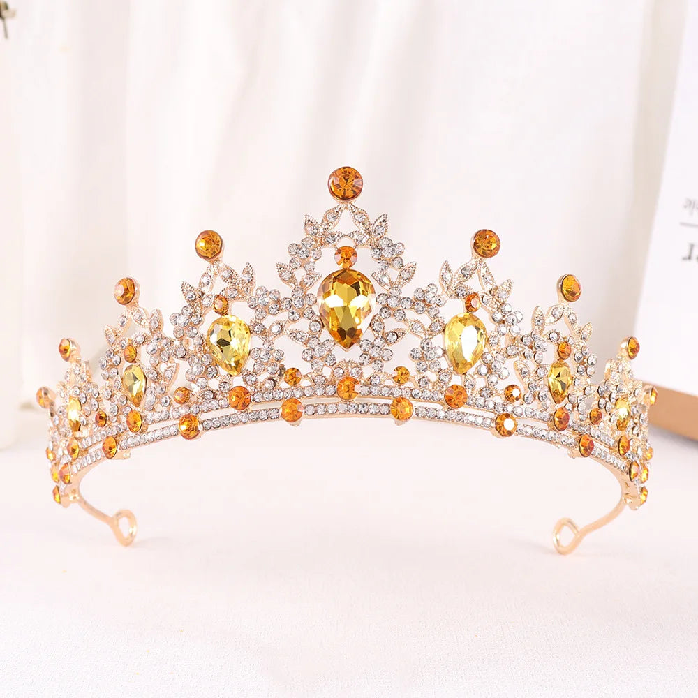 Tiara nupcial barroca de oro y cristal color champán