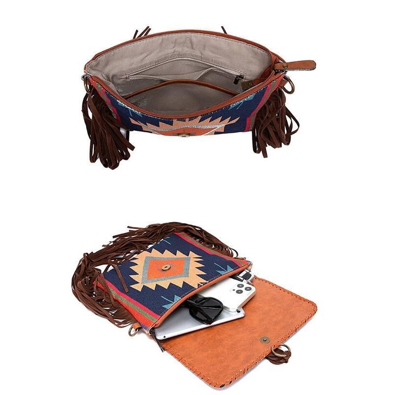 Bolso de hombro con borlas boho vintage