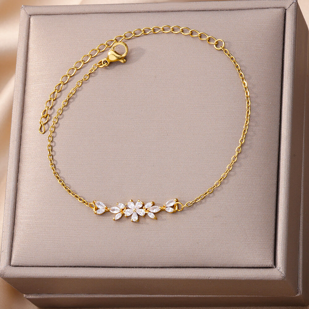 Zirkonia-Blumen-Charm-Armband