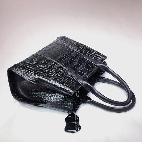 Ladies leather handbag - Dazpy