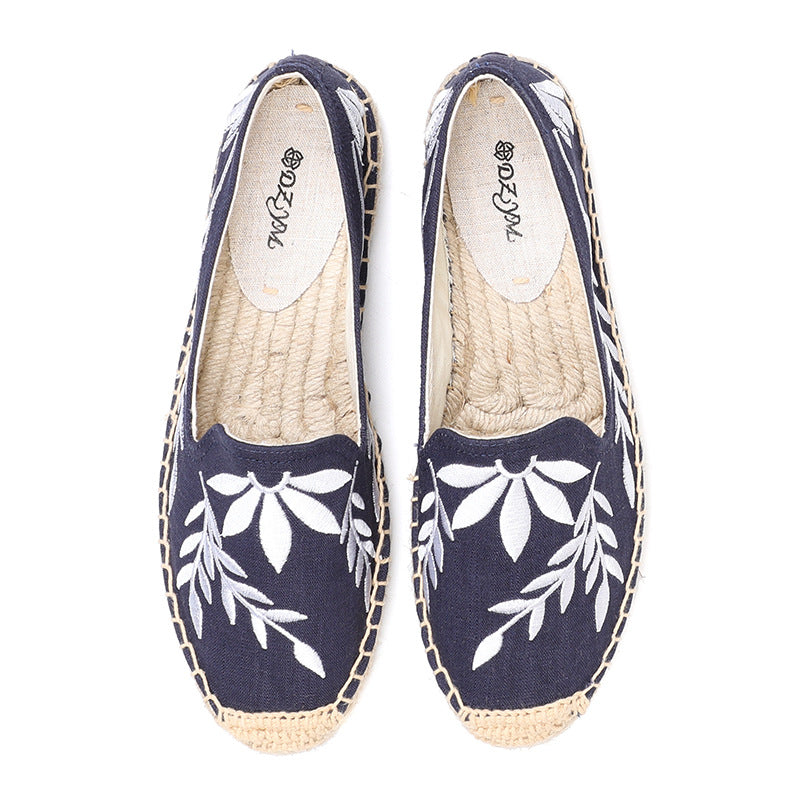 Fisherman embroidered cloth shoes - Dazpy