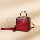 Trendy women's handbag
