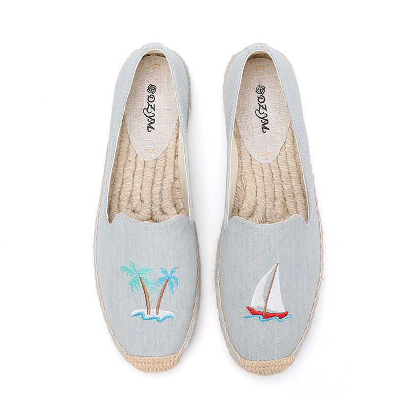 Fisherman embroidered cloth shoes - Dazpy