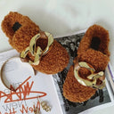 Slippers with flat bottom and round head