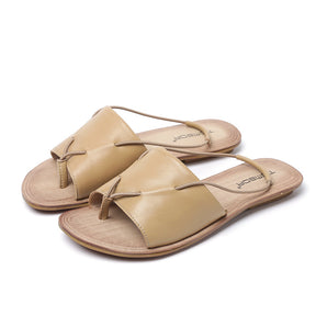 Women's shoes in sheepskin