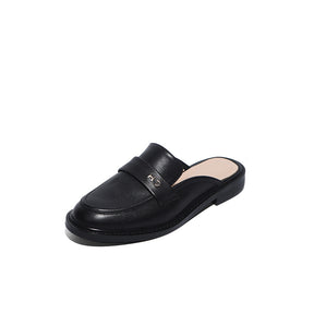 Round toe flat mules
