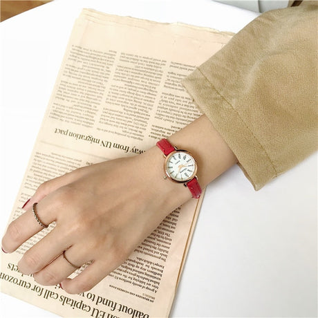 Vintage Women’s Wristwatch - Dazpy