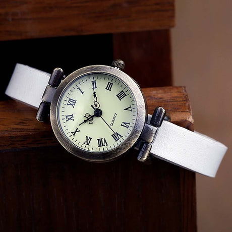 Women's Classic Vintage Style Watch - Dazpy