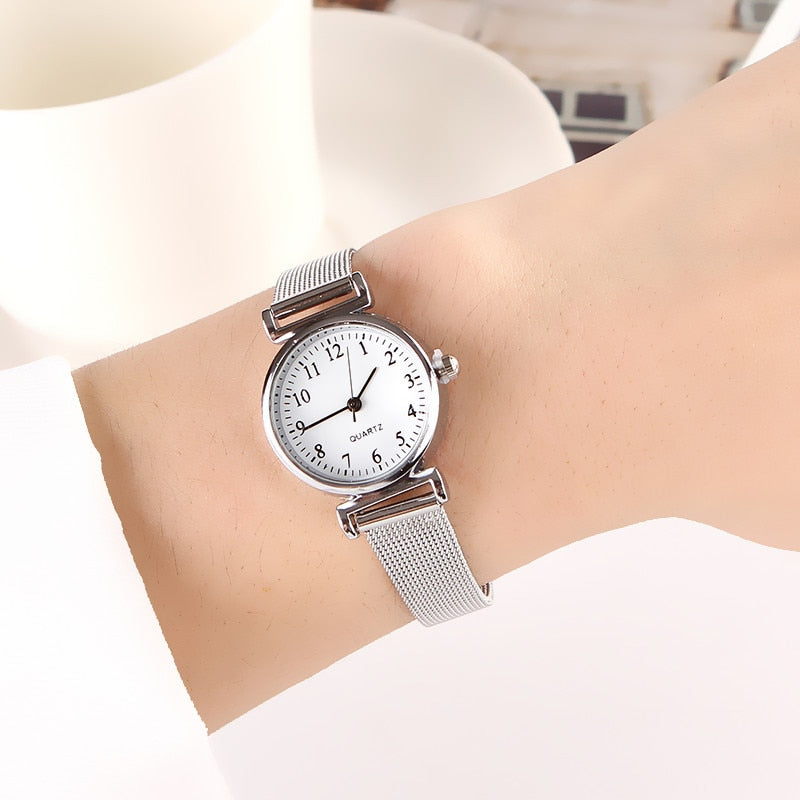 Women's Casual Quartz Watch - Dazpy