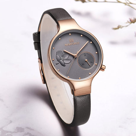 Women's Elegant Leather Quartz Watch - Dazpy