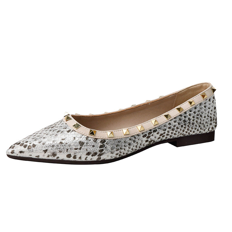 Women's Snakeskin Pattern Shallow Mouth Pointed Toe Flat Shoes - Dazpy