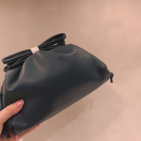 Fashion One-shoulder Messenger Hand-made Dumpling Bag Female - Dazpy