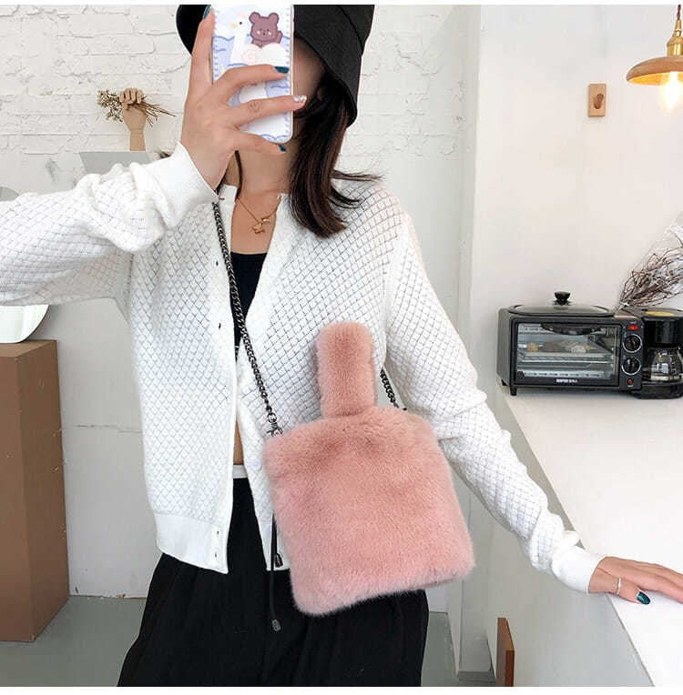 Autumn And Winter Foreign Style Furry Fashion Chain Shoulder Messenger Bag - Dazpy